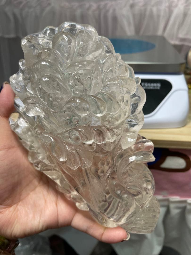 天然石高品質高透明‼️水晶　手彫り　白菜の形に彫刻した物　白水晶