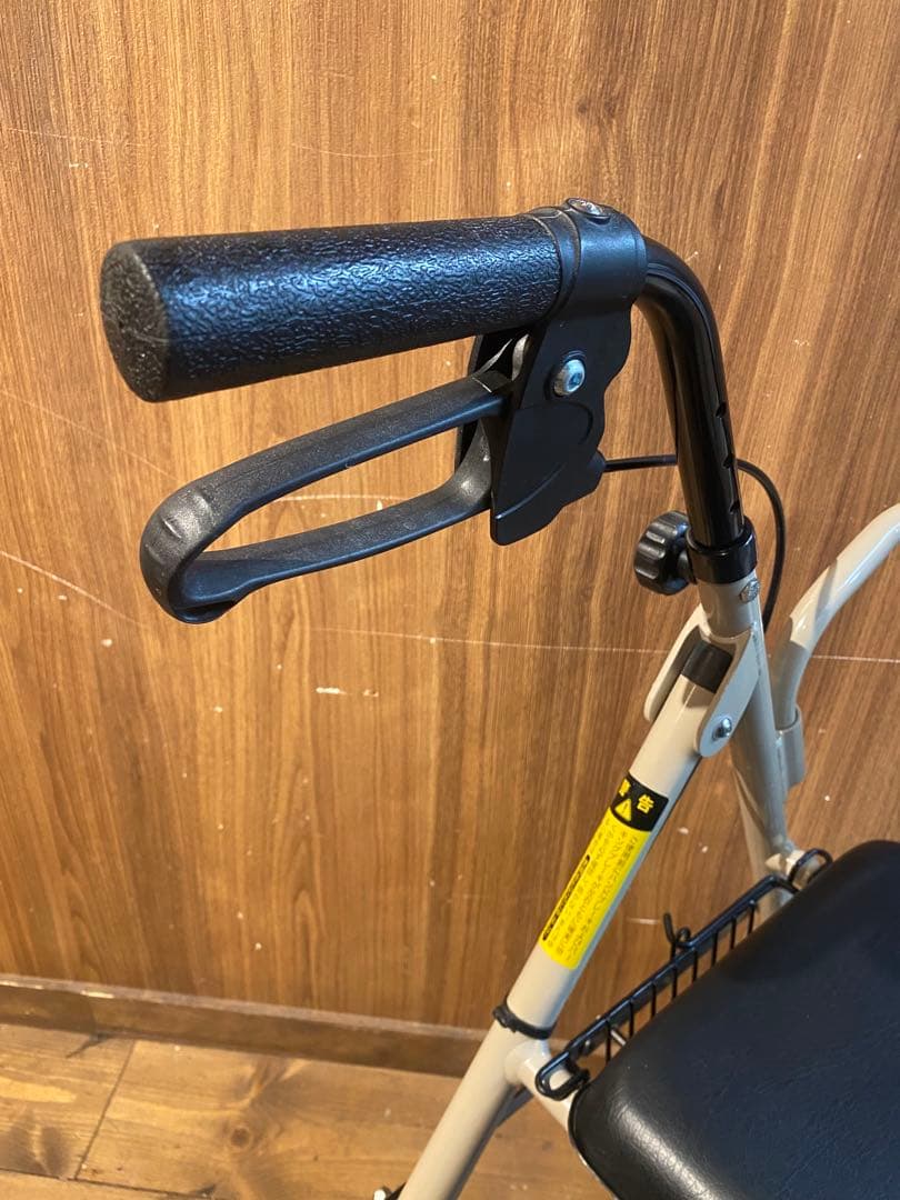 竹虎　ハッピーミニ　ベージュ　歩行車　介護用品　手押し車　シルバーカート