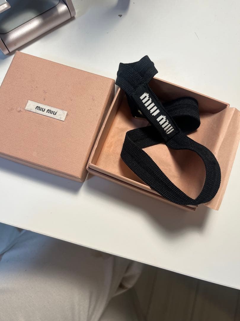 MIU MIU(ミュウミュウ) ヘアバンド