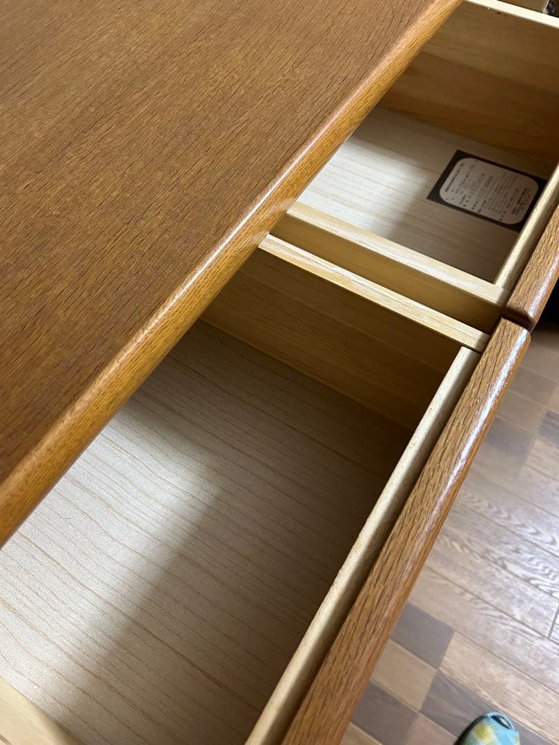 美品　ブラウン木製チェスト 6引き出し　無垢材使用　中もきれいです。天然木超お得