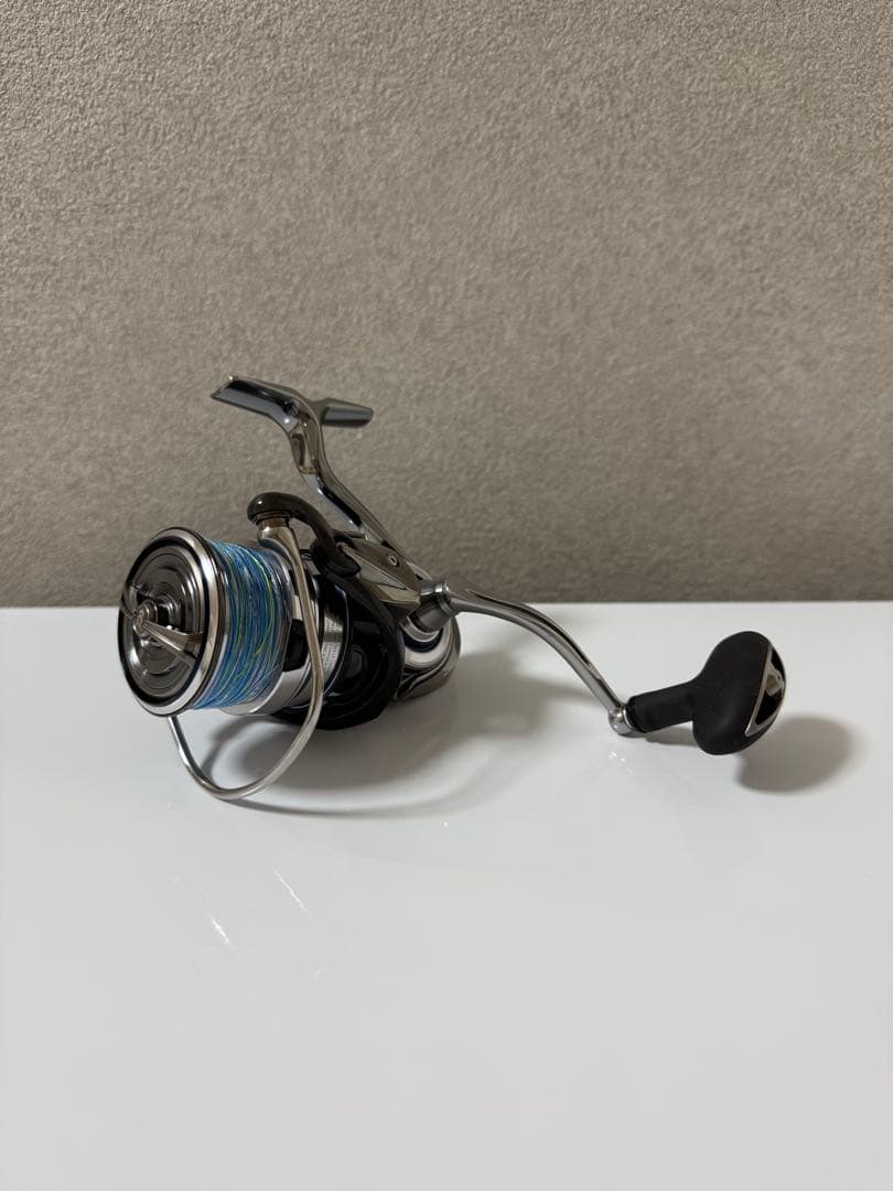 Daiwa スピニングリール 18イグジスト　LT4000-CXH