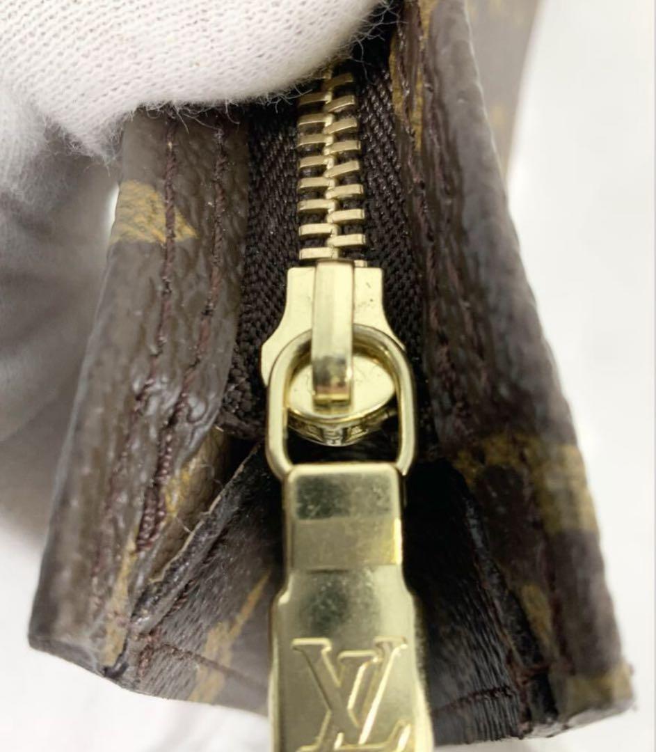 ほぼ未使用　ポーチ　ルイヴィトン