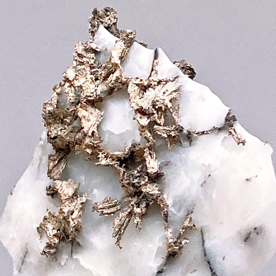 ネイティブシルバー　自然銀　原石　鉱物標本　天然石　397