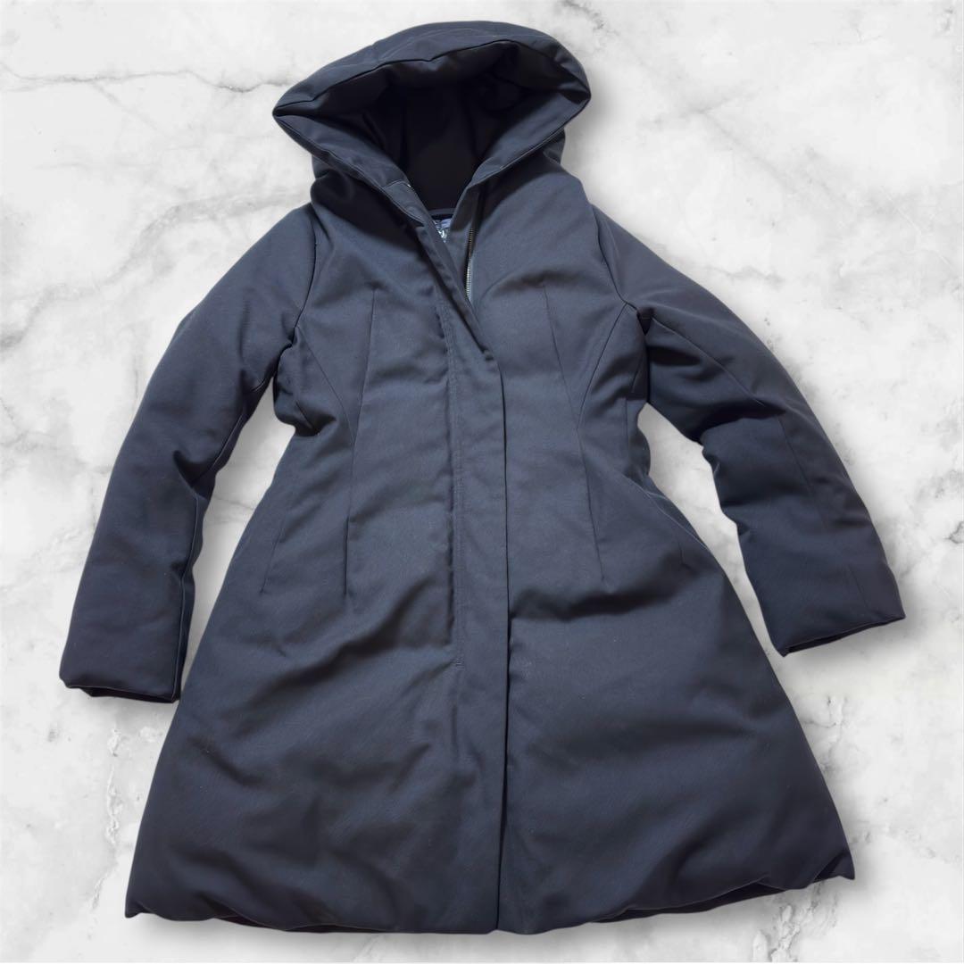 美品 UNIQLO＋J ダークブルーダウンジャケットMサイズ　Aライン