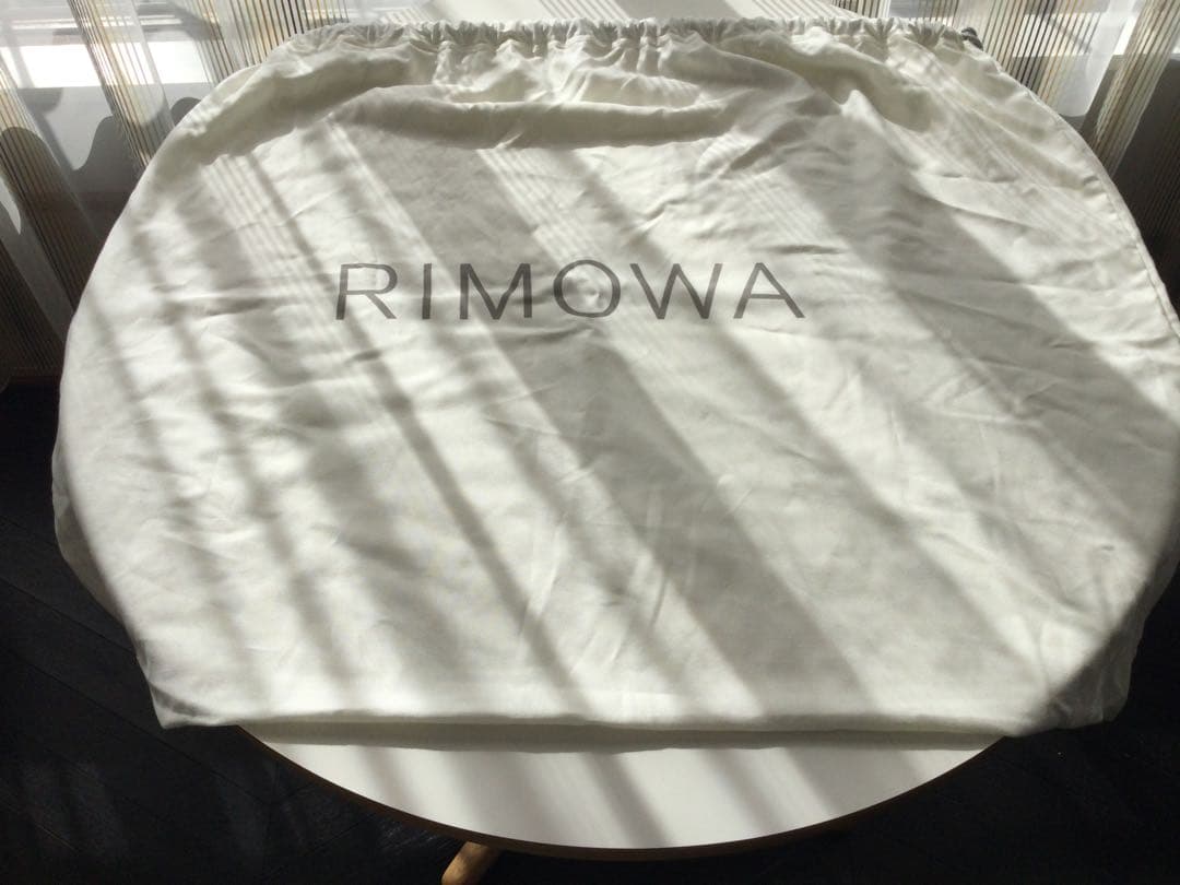 【レアモデル】リモワのダッフルバック ブラックです