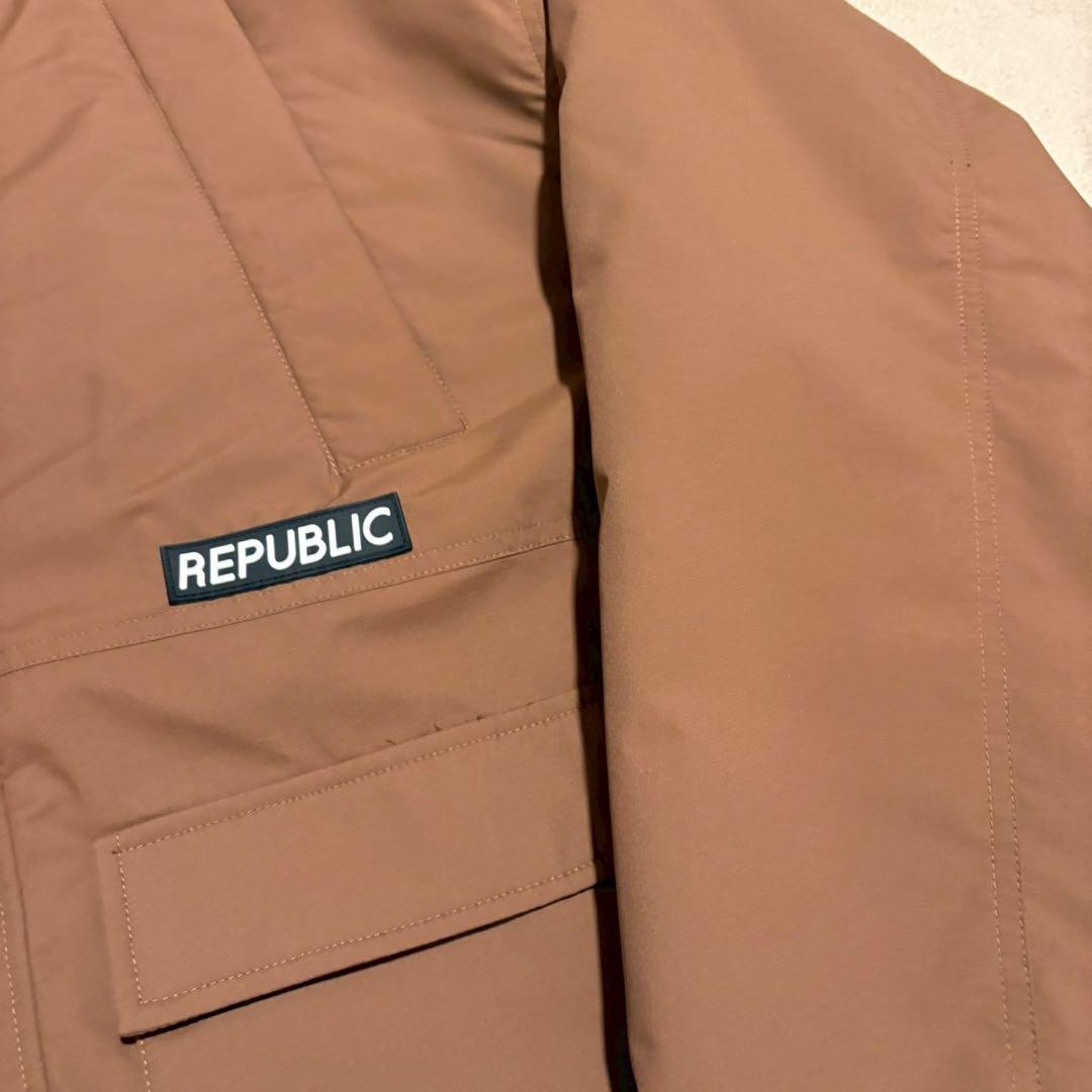 REPUBLIC ブラウン フード付きジャケット