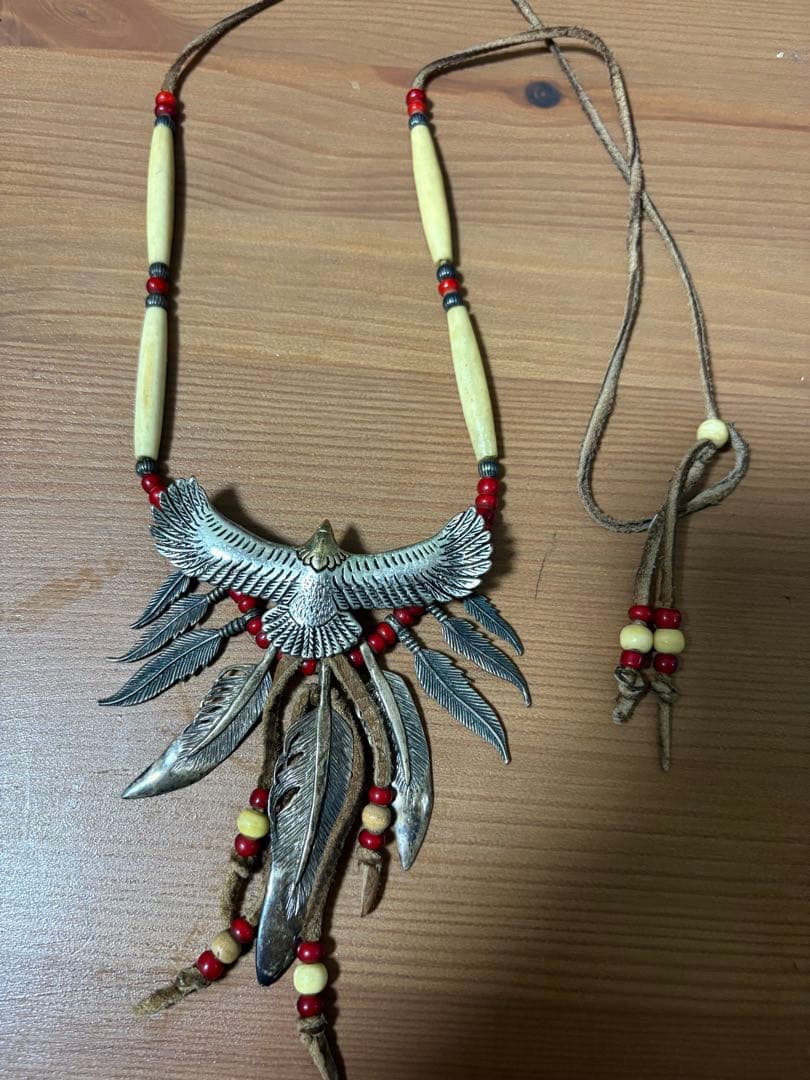 イーグル　フェザー　ネックレス　ビーズ　シルバー　925 SILVER