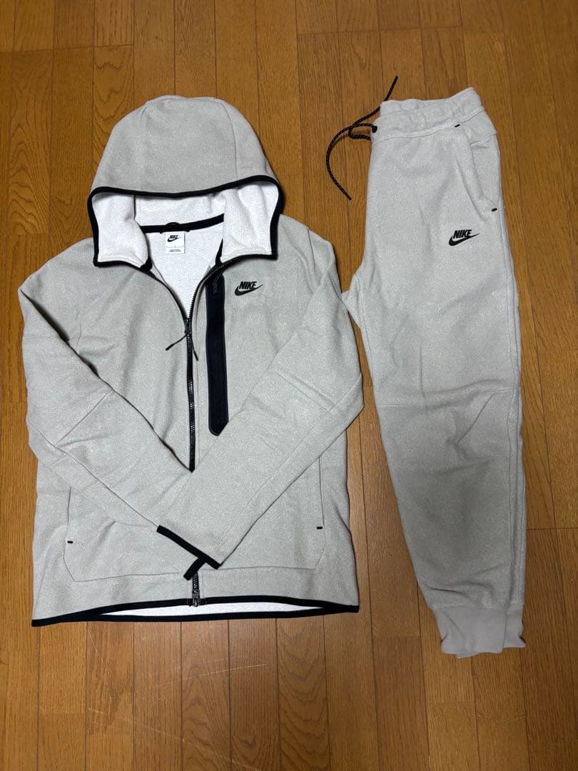 ナイキ スウェット テックフリース セットアップ