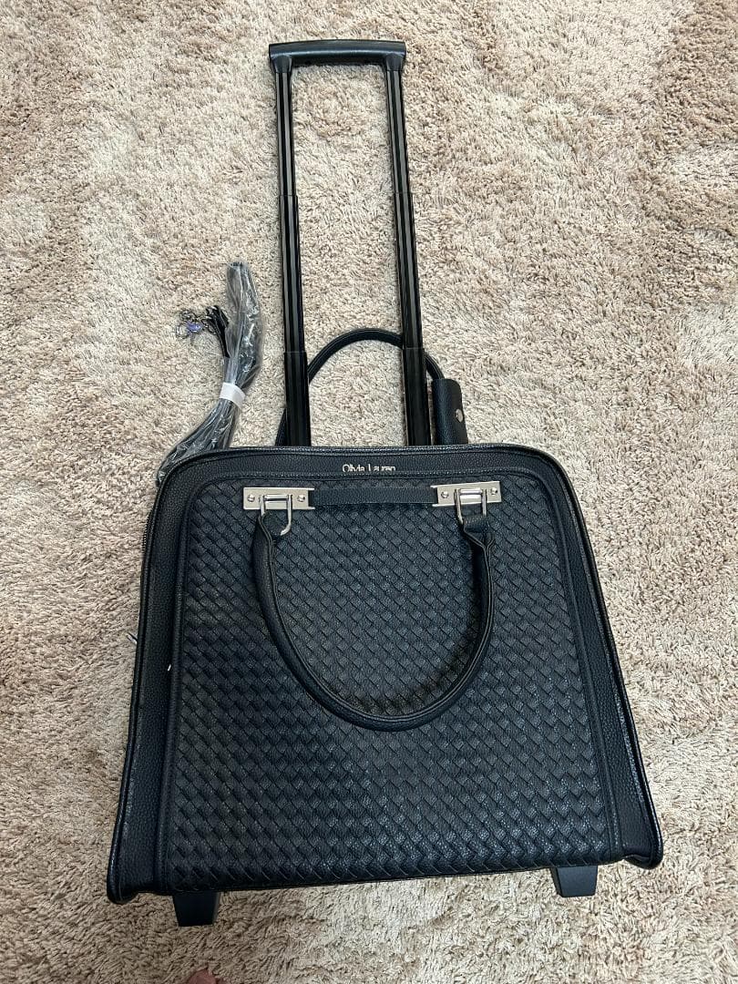 Olivia Lauren-オリビア ローレン