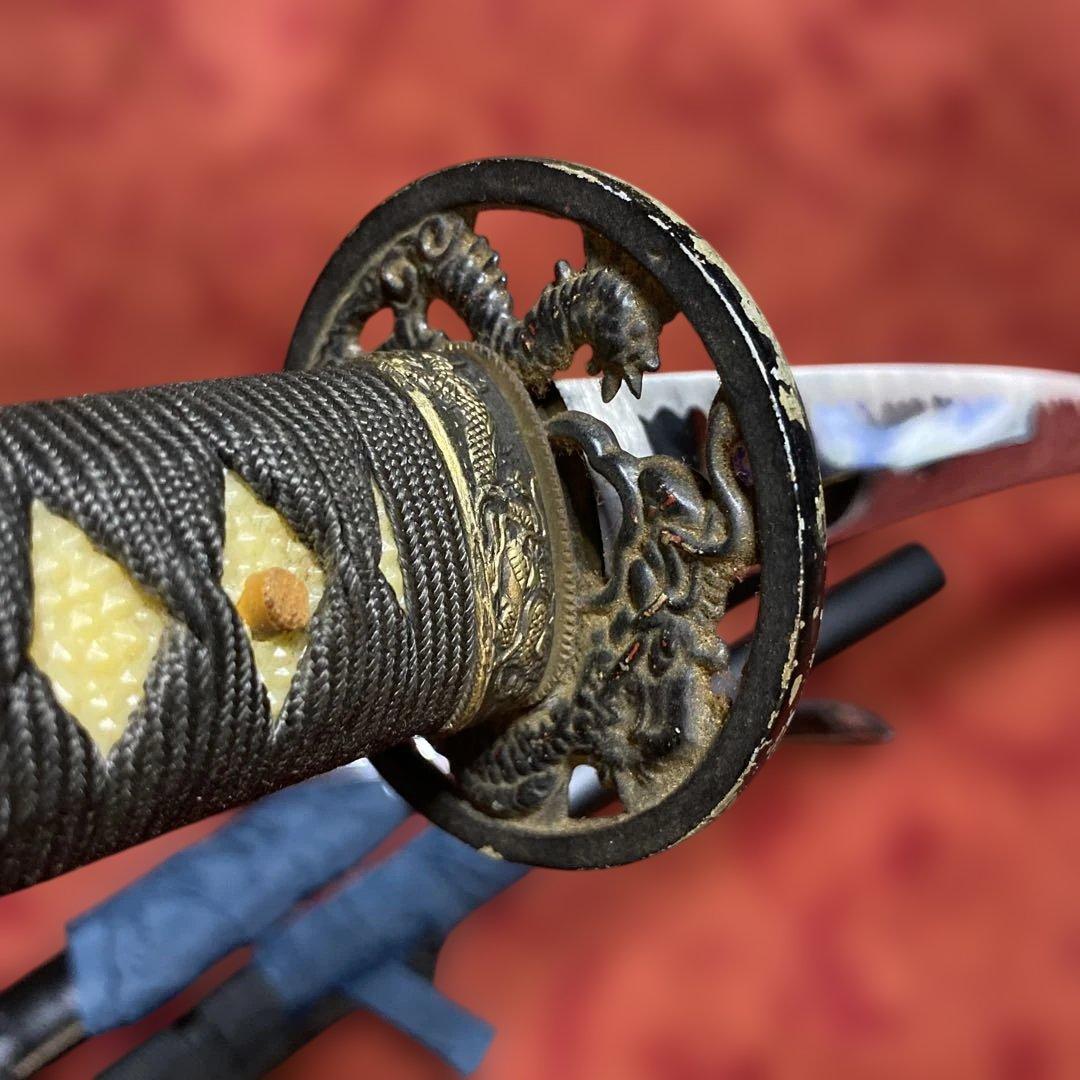 格安模造刀大小2本 黒柄 龍彫透し丸鍔黒梨地鞘(刀袋付)