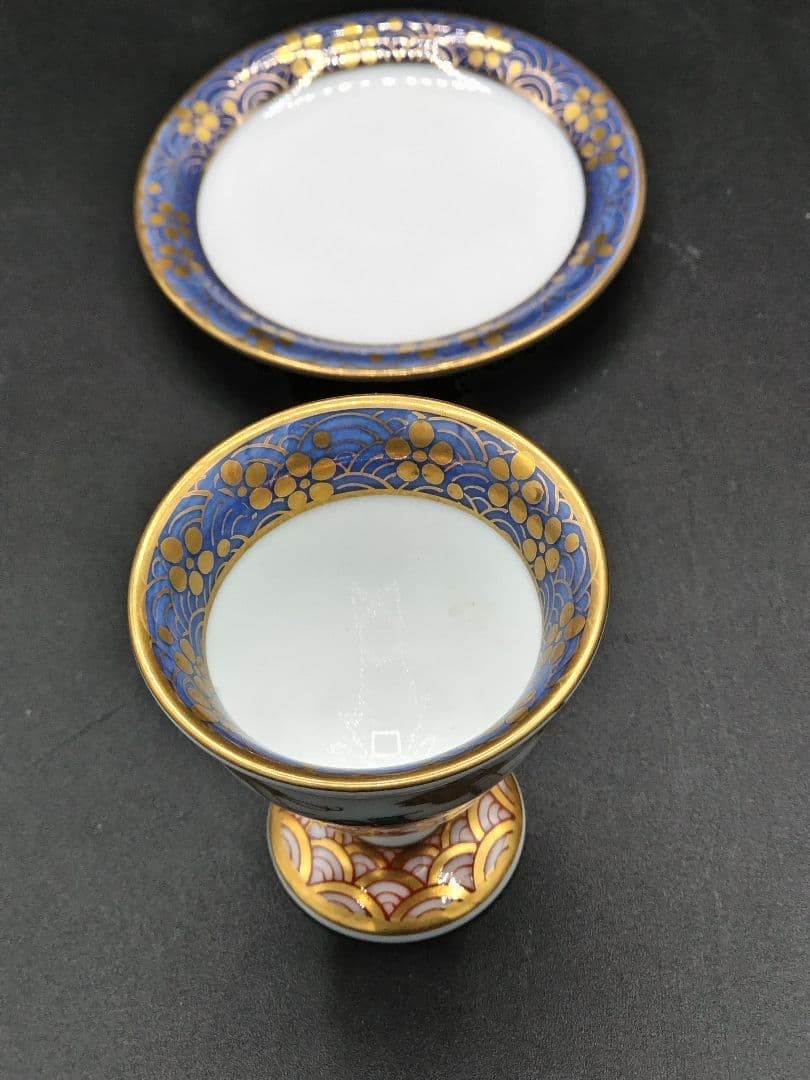 haru有田焼賞美堂其泉窯金彩千鳥祥瑞ビールカップ受皿付酒盃各五客燗酒器