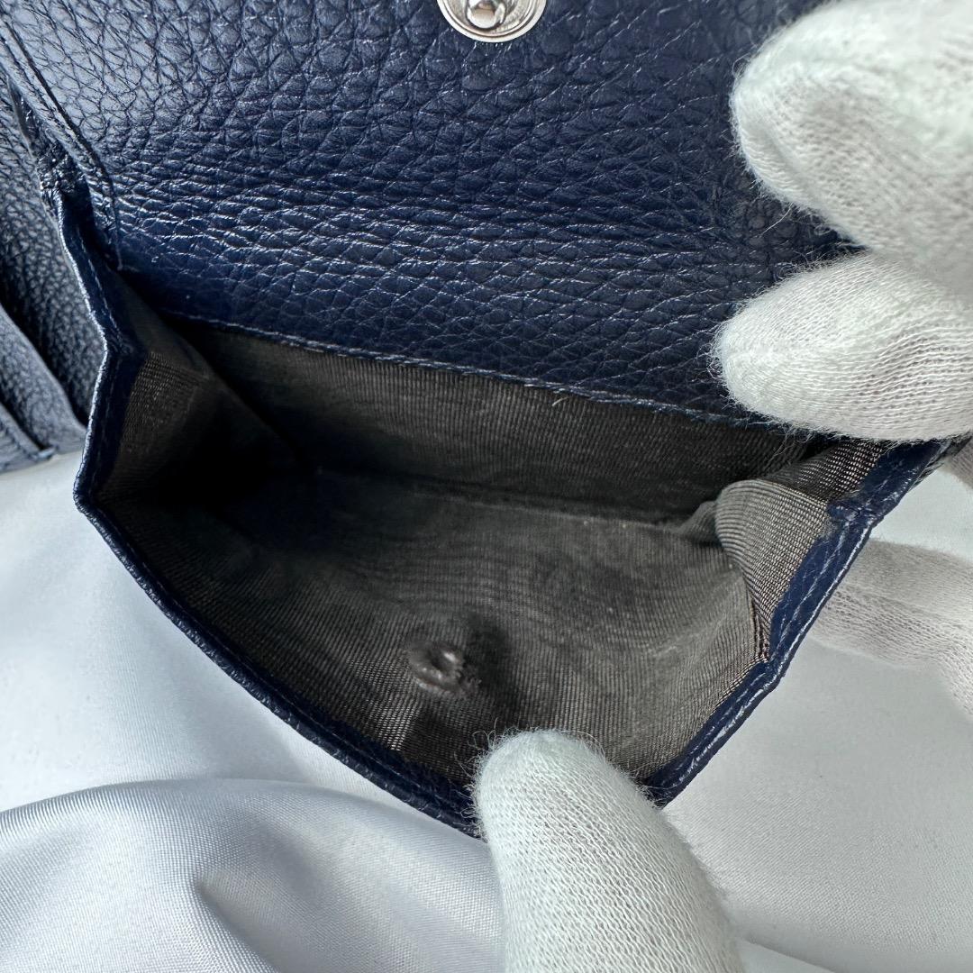 【極美品】 フェンディ 折り財布 セレリア 現行 ブルー ロゴ金具 箱、布袋付