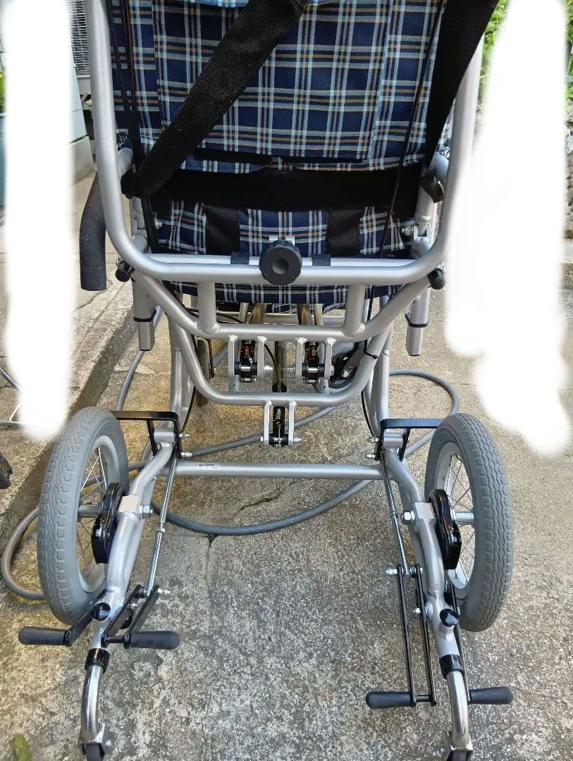 カワムラサイクル　あい&ゆうき　フルリクライニング　車椅子