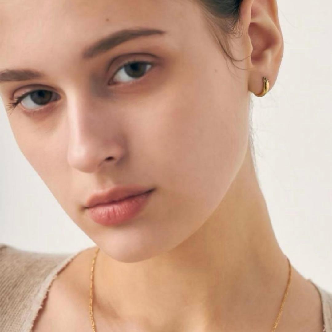 美品　ete チャンキーハグピアス　イエローゴールド　シルバー925 両耳