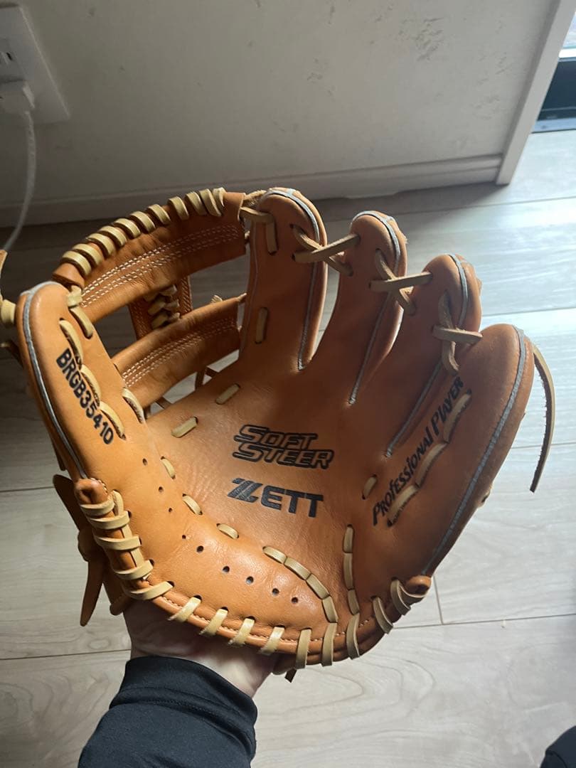 ZETT Soft Steer プロフェッショナルモデル 右投げ用