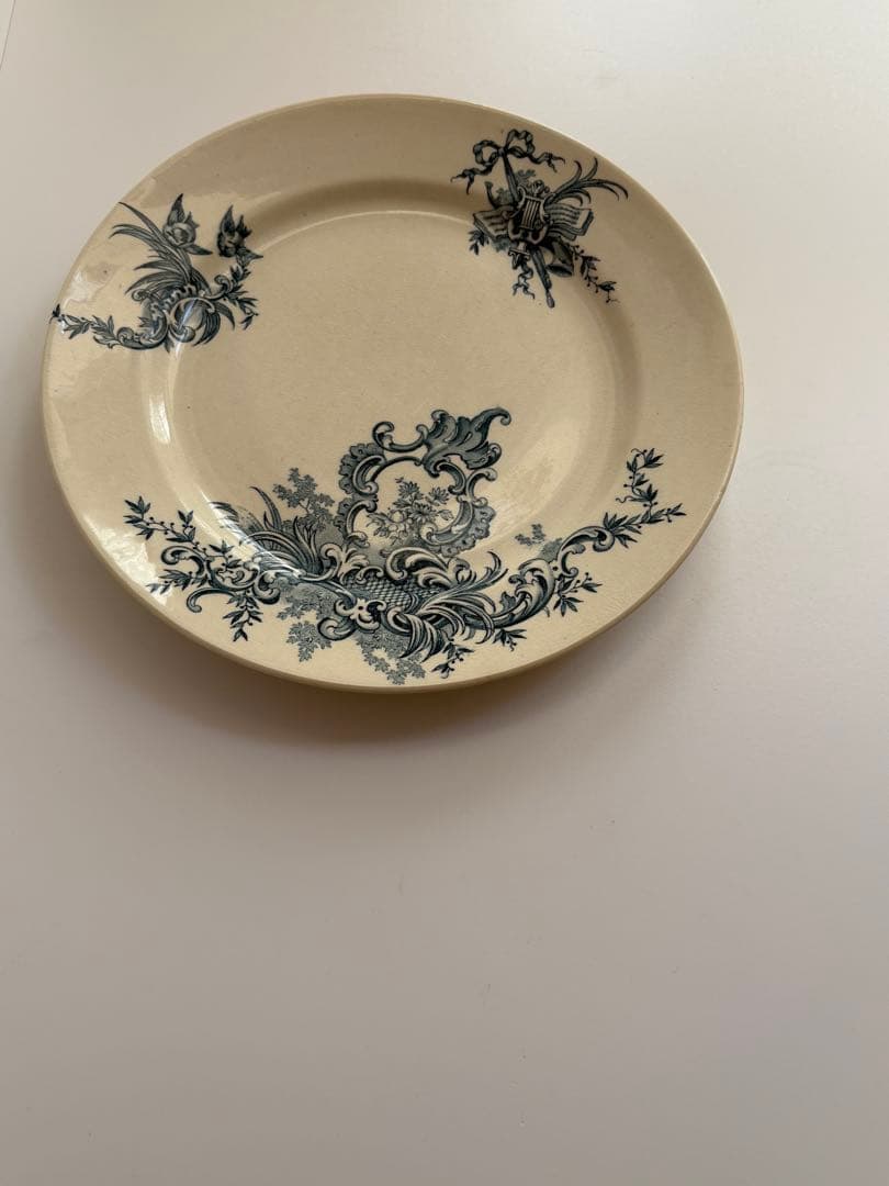 BFK（Boch Freres Keramis）　RÉGENT 　プレート