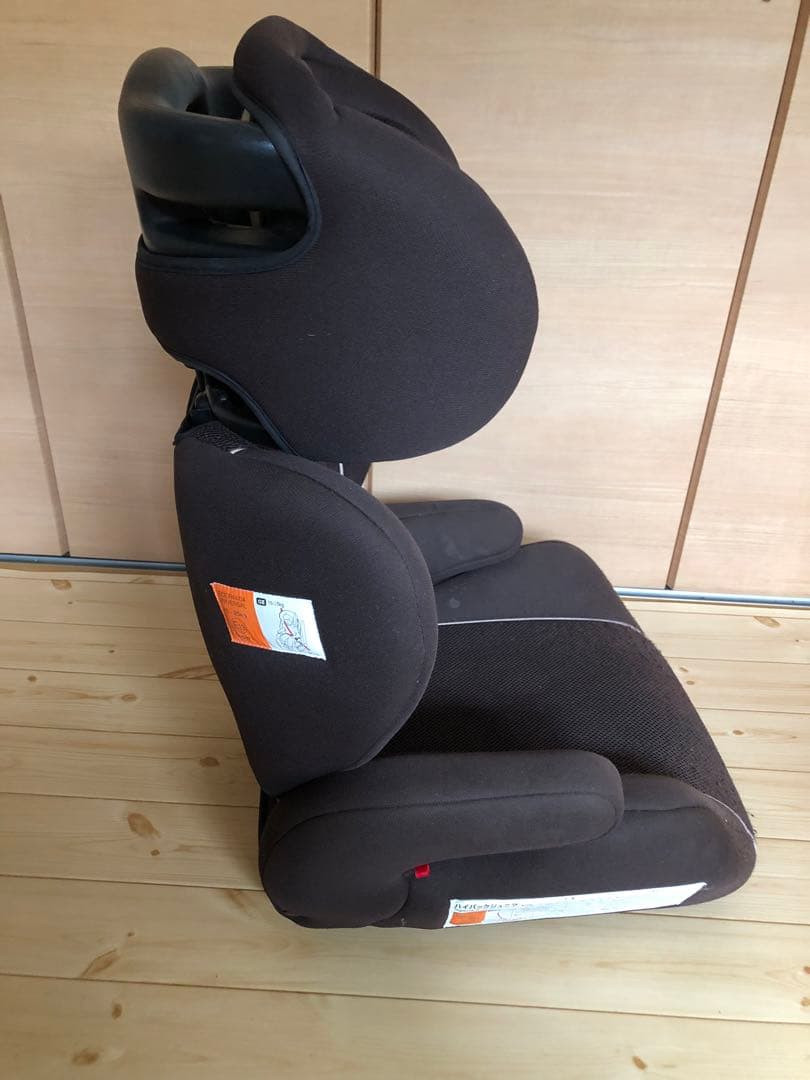 ジュニアシート