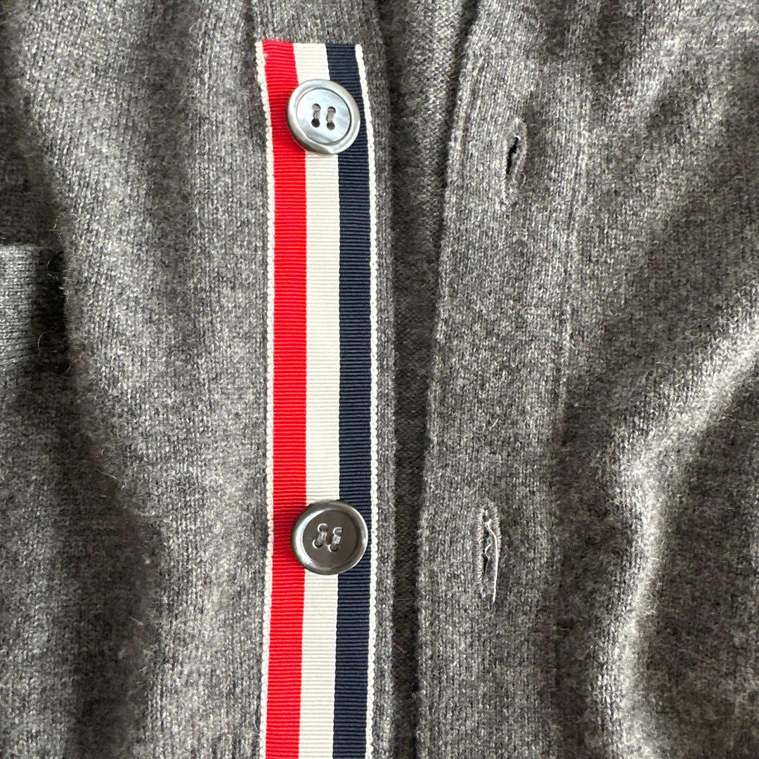 THOM BROWNE. グレー カーディガン