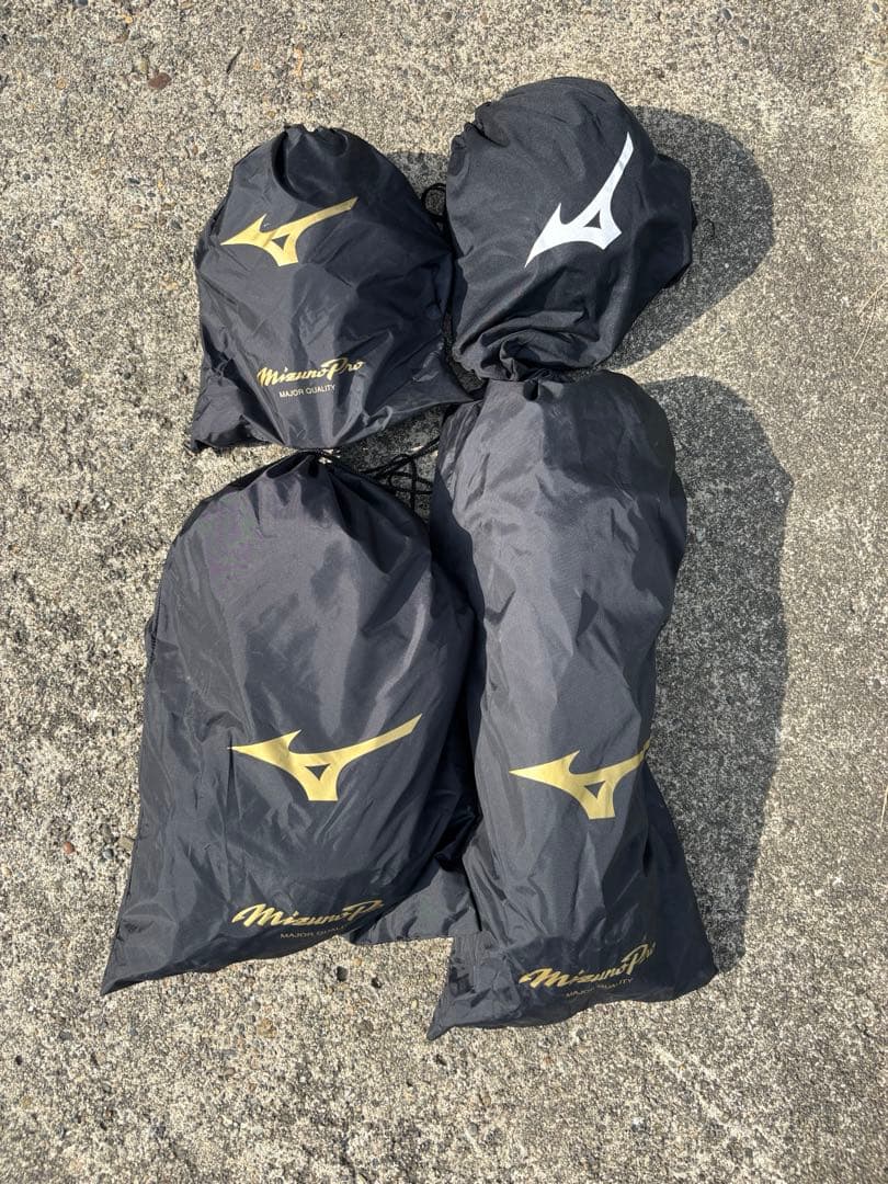 ミズノプロ（マスク・レガーズ・プロテクター3点＋キャッチャーヘルメット）