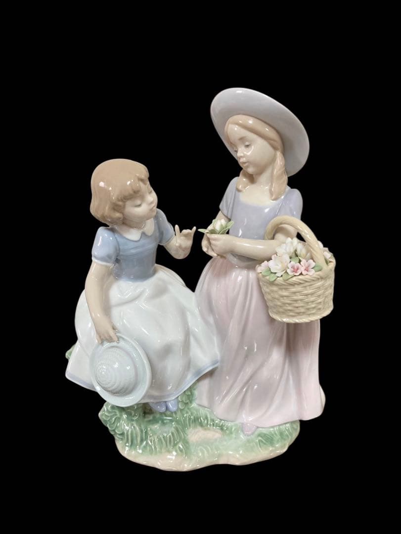 リヤドロ LLADRO 仲良しの2人 陶器人形 花と少女 置物(W)