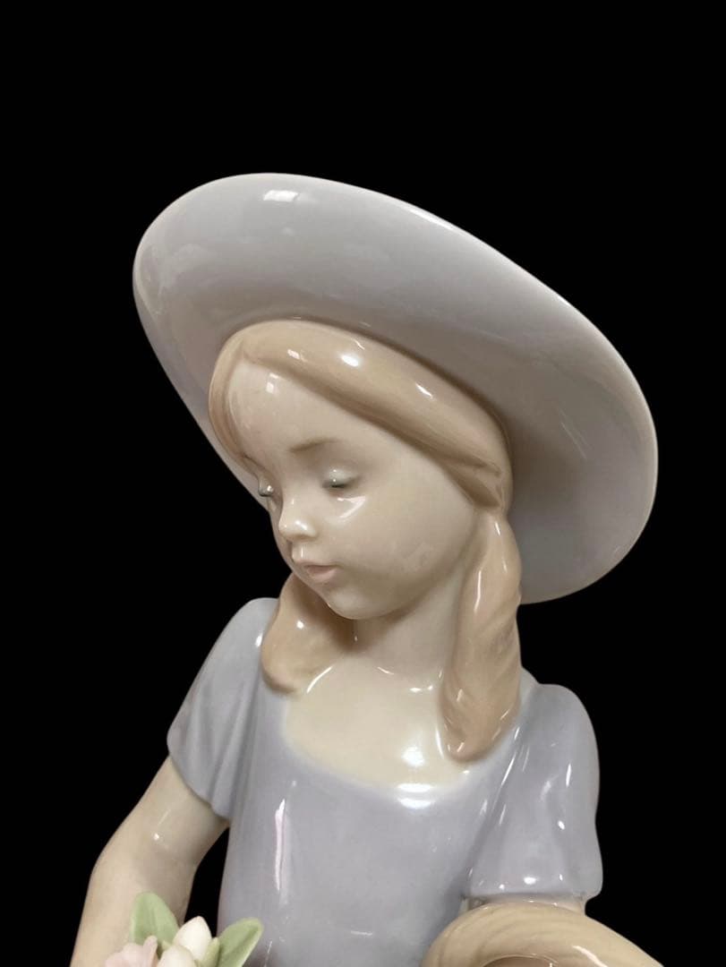 リヤドロ LLADRO 仲良しの2人 陶器人形 花と少女 置物(W)