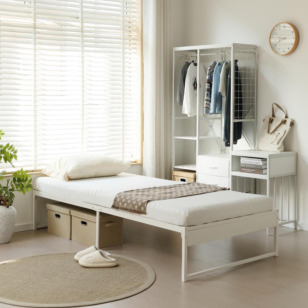 人気再入荷！ベッドフレーム【S・シングル】　シンプル　パイプ＋木　WHITE