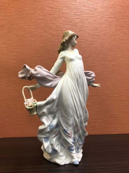 リヤドロ 春の輝き