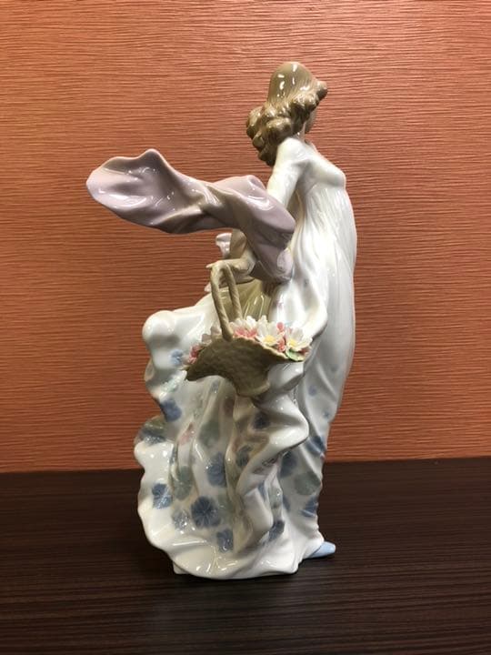 リヤドロ 春の輝き