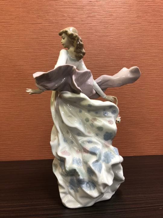リヤドロ 春の輝き