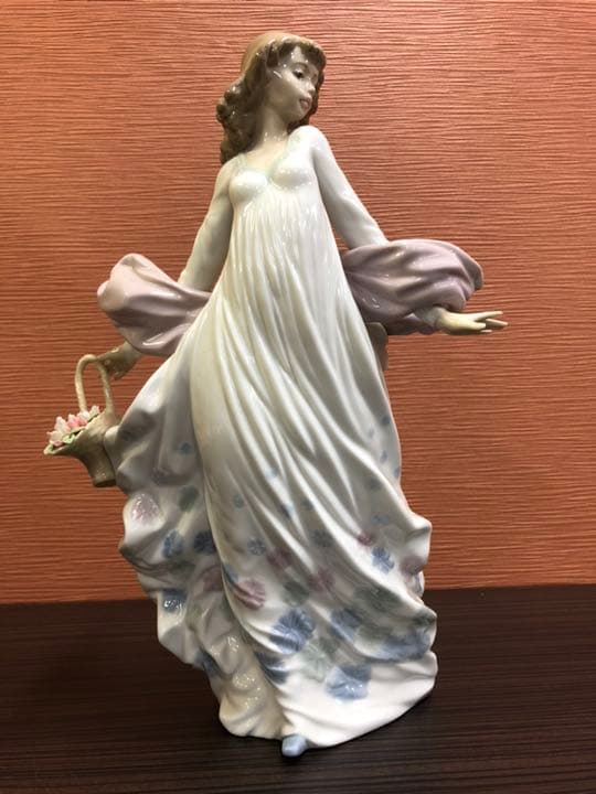 リヤドロ 春の輝き