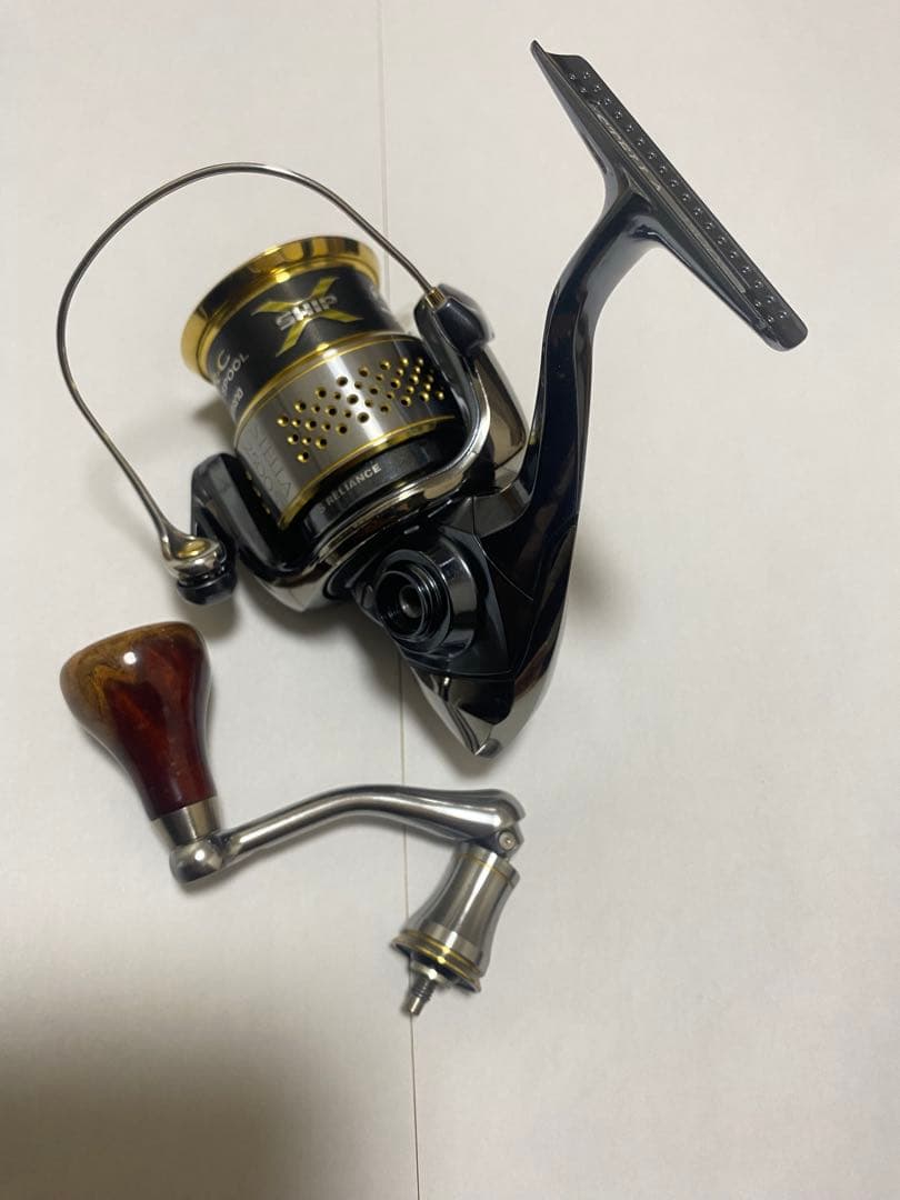 公平に値下げに入ります。商品説明欄見ていただきたいです。10ステラ　2500S