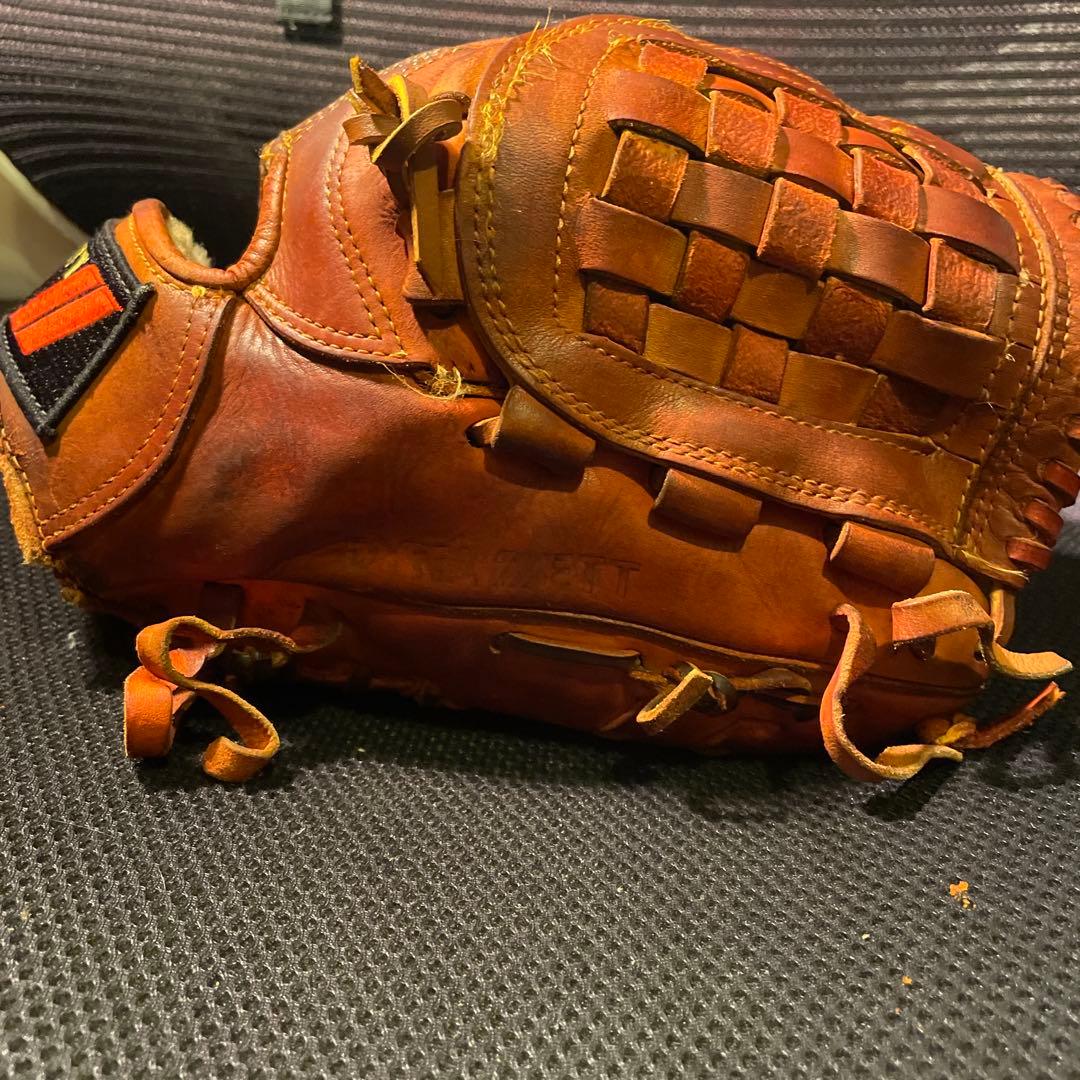 また会えたね。Dup とZETT硬式　野球グローブ　軟式　Ｋグラブ　ビックM