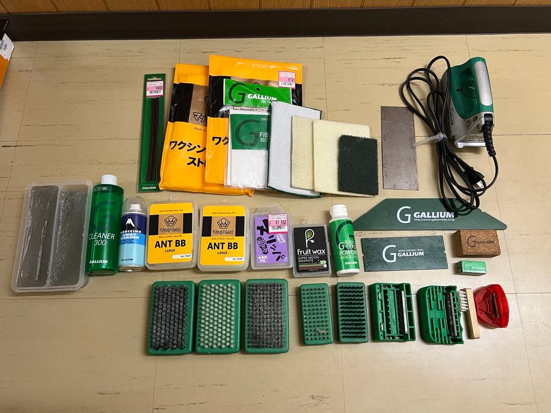 キ*ツ様 スキー・スノーボード　ホットワックスセット　スタンド