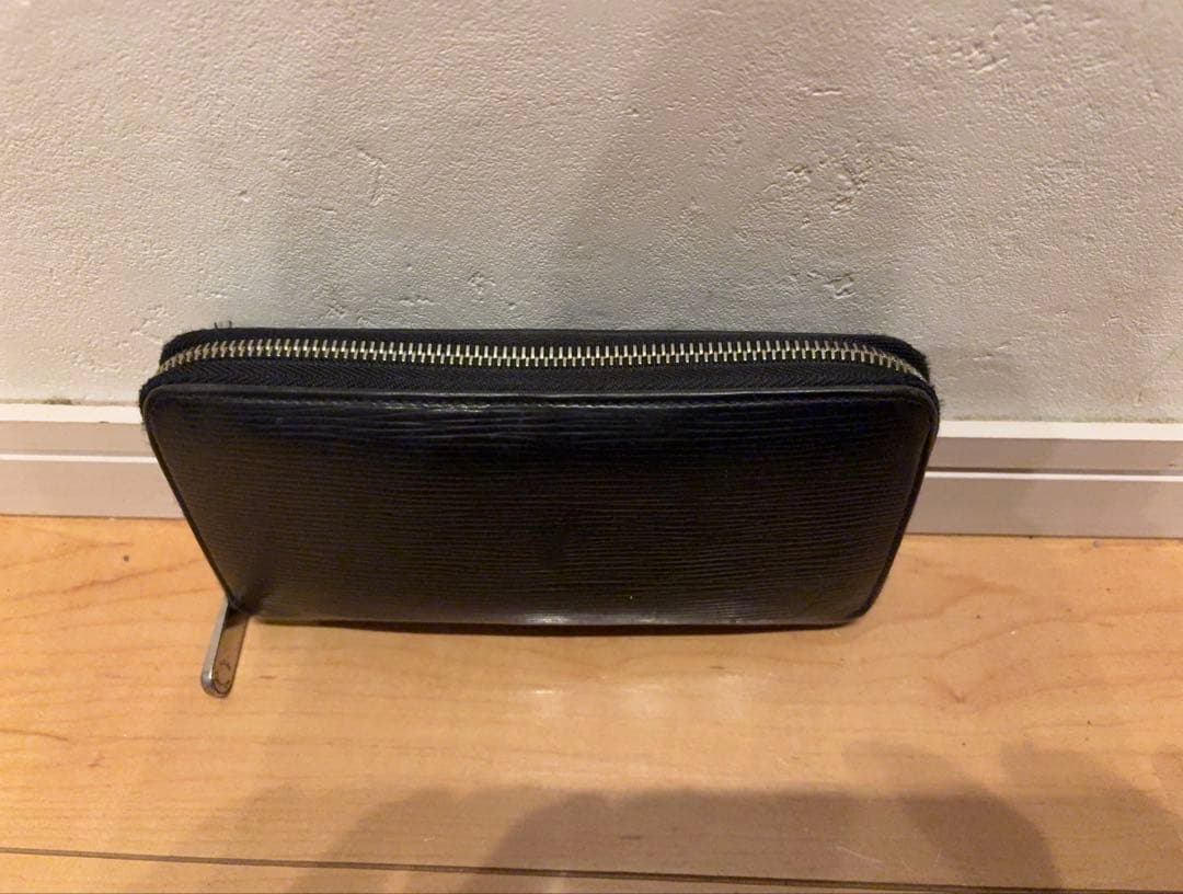 ルイヴィトン　正規品　エピ　ブラック 長財布