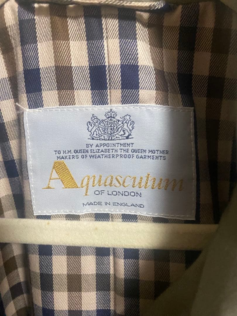 Aquascutum トレンチコート