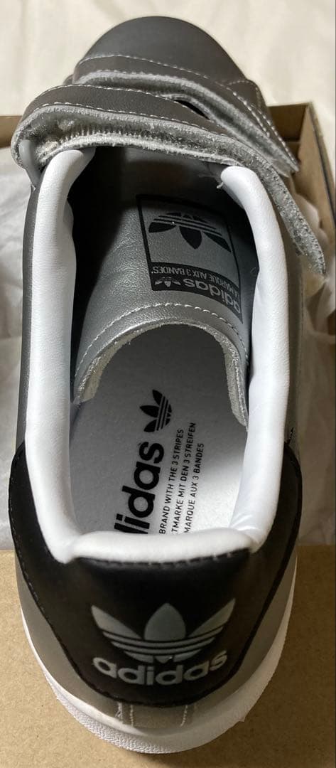 希少絶版未使用品アディダス FASTシルバーベルクロスニーカー