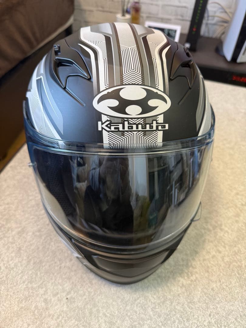 【お得】【美品】Kabuto KAMUI3 Mサイズ　ブラック