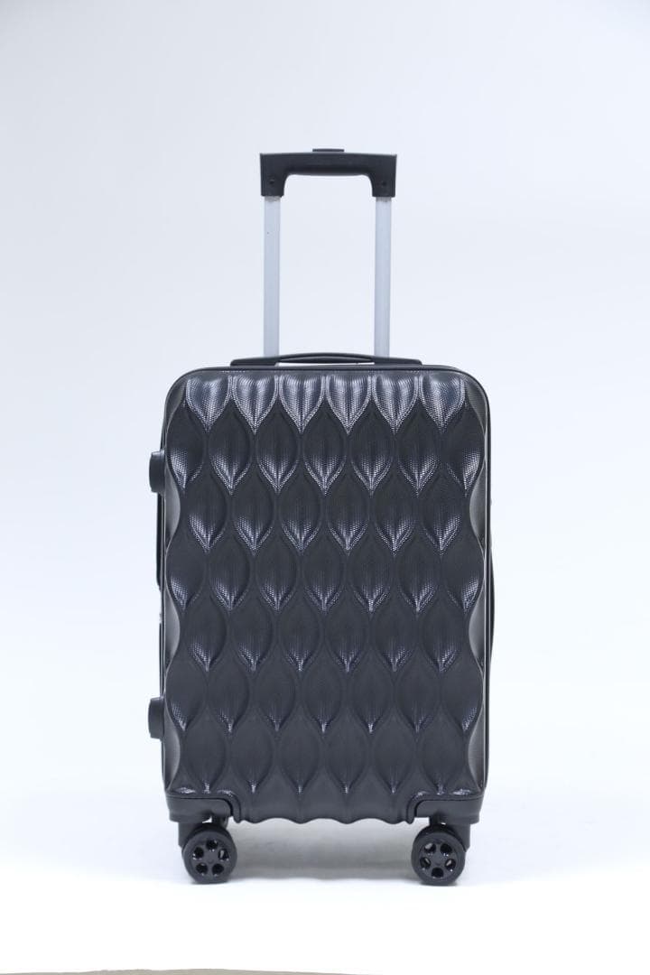 軽量Lサイズ　静音8輪　キャリーバッグ　スーツケース　キャリーケース 黒