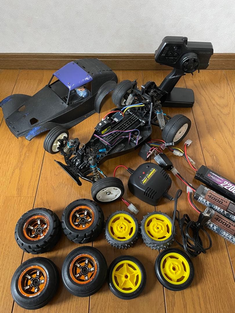 タミヤRC ホリデーバギー　プロポ　バッテリー充電器　バッテリー　その他セット