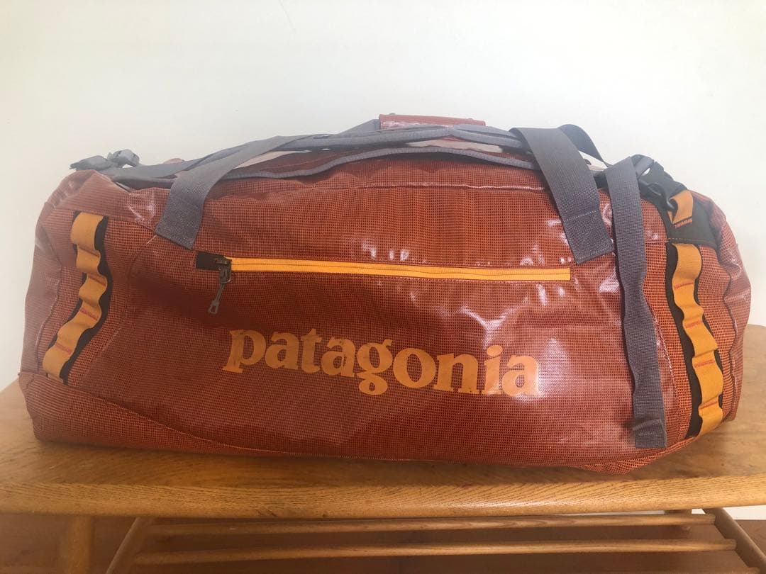 patagonia 防水ボストンバッグ オレンジ　70L