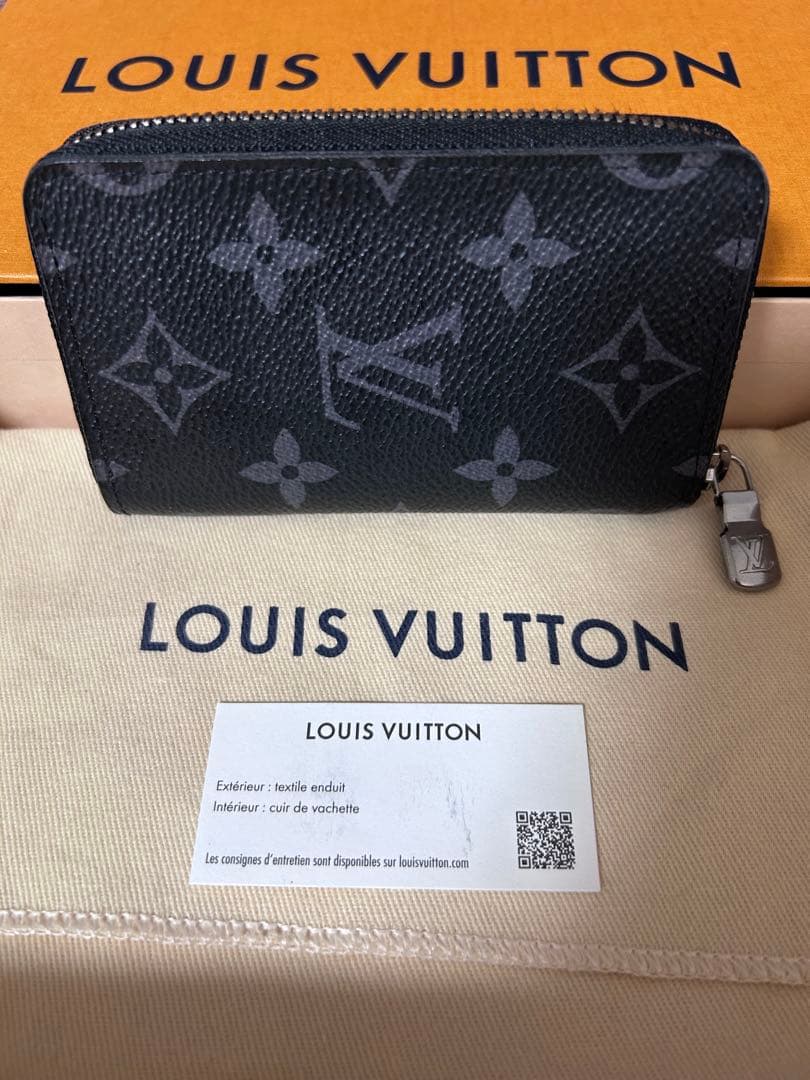 【極美品】ルイヴィトン ケース ジッピー・パース ヴェルティカル