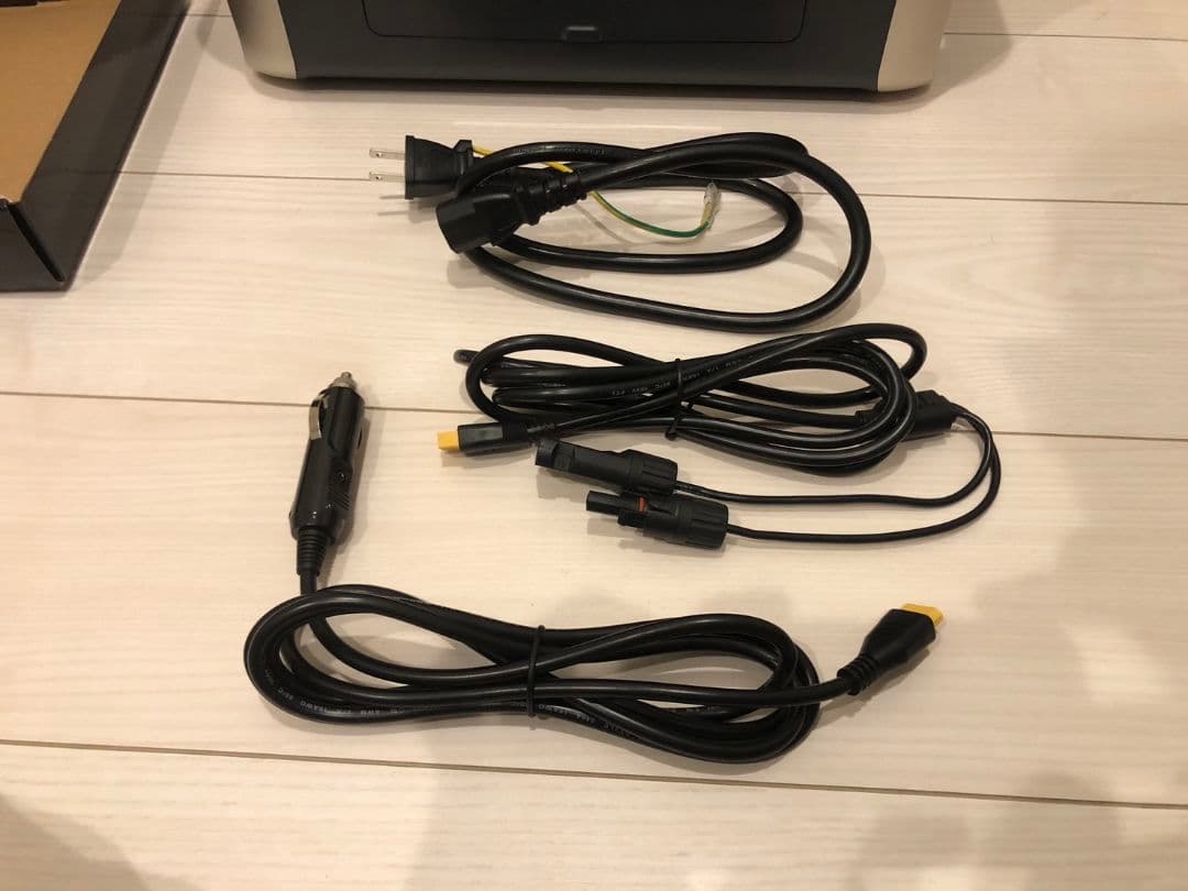 ポータブル電源 1024WH 2024年購入 AC1600W ほぼ新品 ポタ電