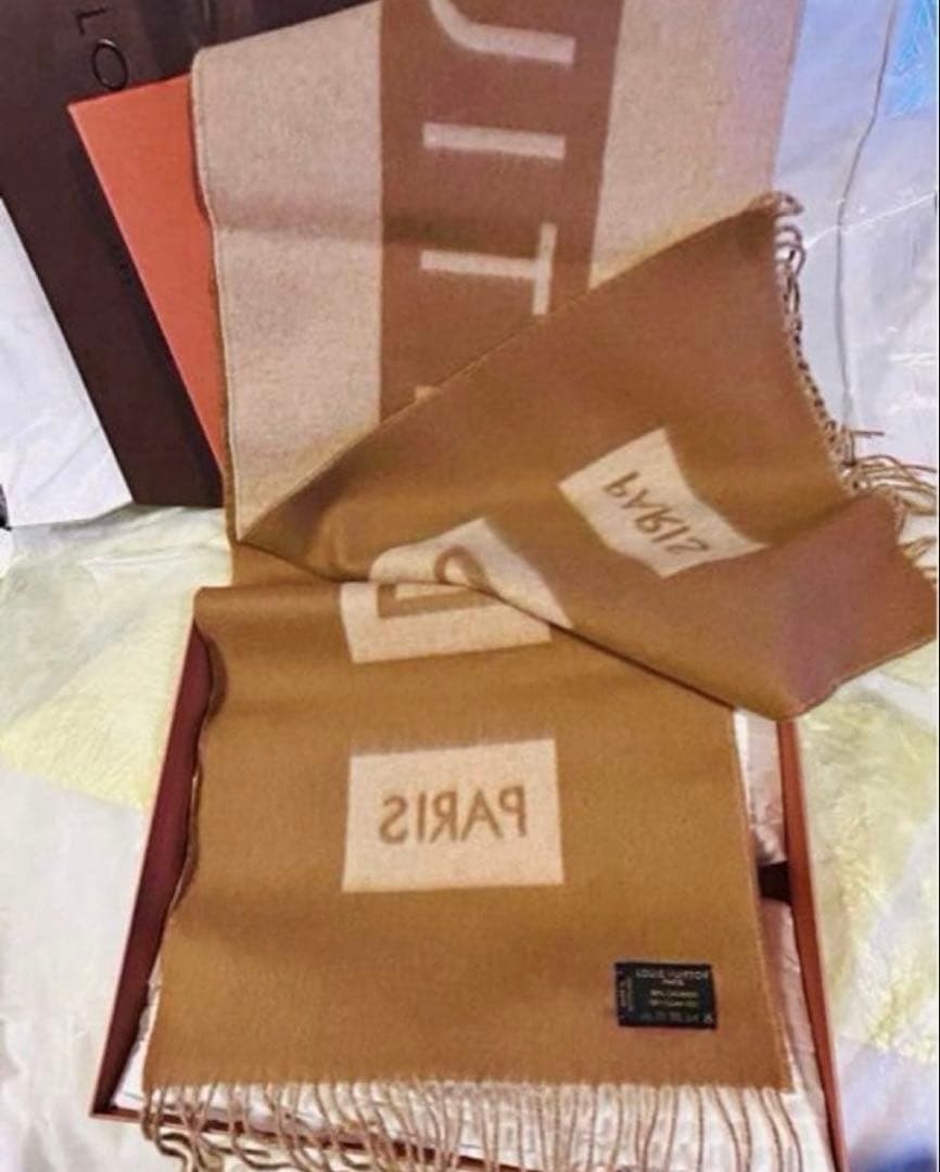 ルイヴィトン　マフラー カシミア100% バローダ　新品未使用