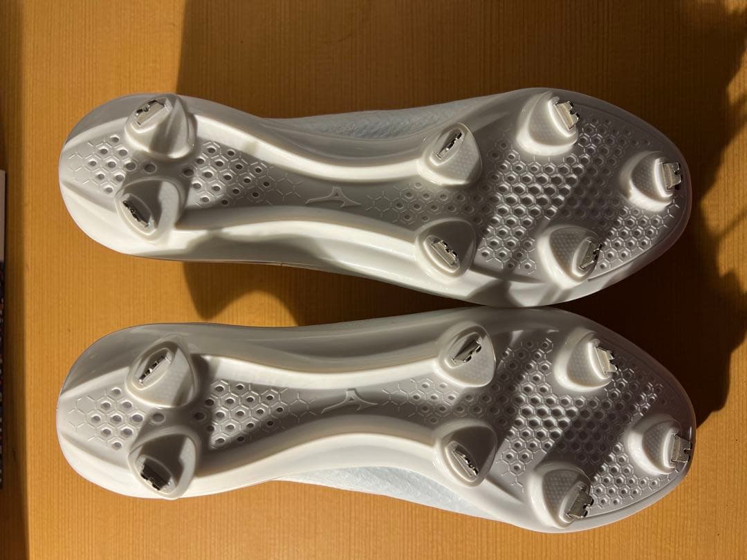 ミズノ ホワイトスパイクシューズ