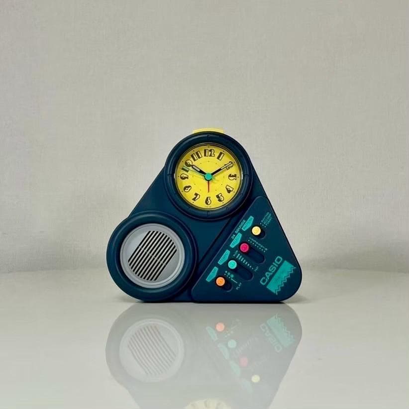 90's デッドストック CASIO カシオ 目覚まし時計 置き時計 未使用