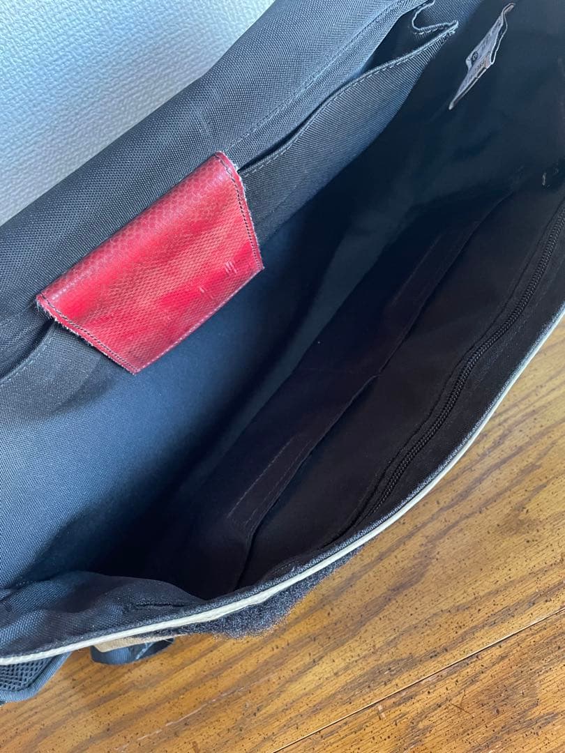 FREITAGメッセンジャーバッグ青（ライトブルー）×白（クリーム）