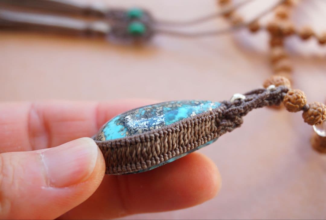 special collectionイラン産ターコイズ　マクラメロングネックレス