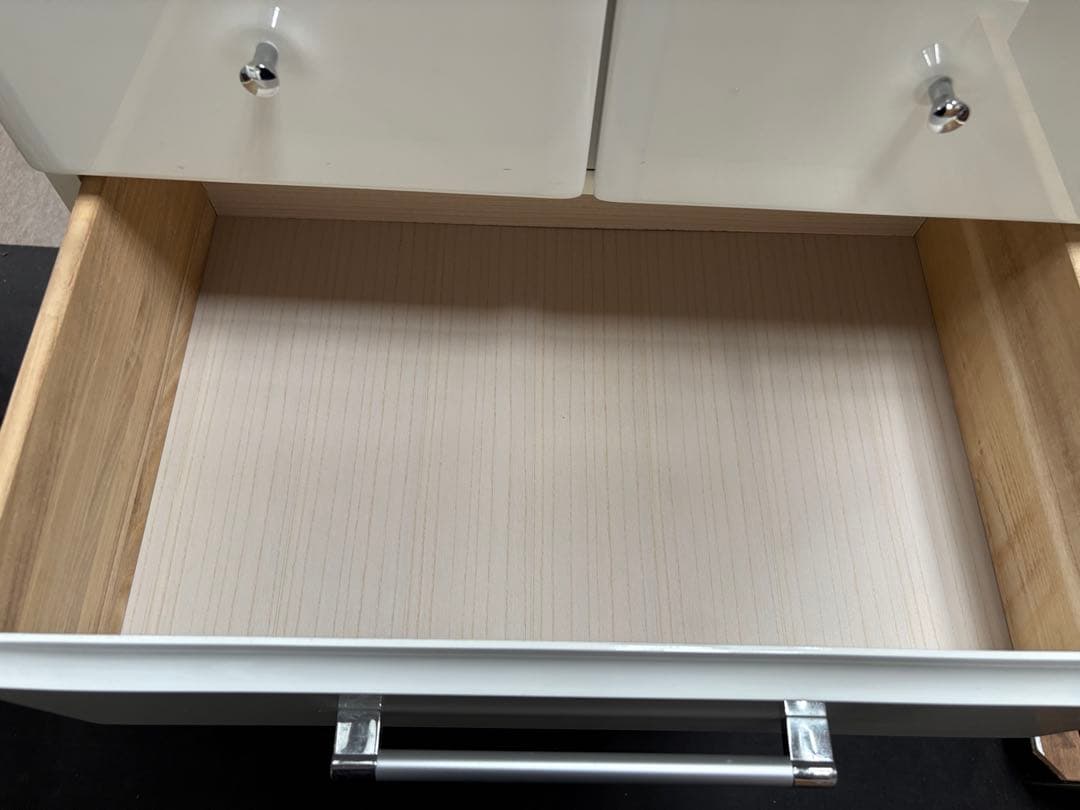 近藤産業　ランドリーバスルーム　横幅59.5㎝　奥行40㎝　高さ180㎝