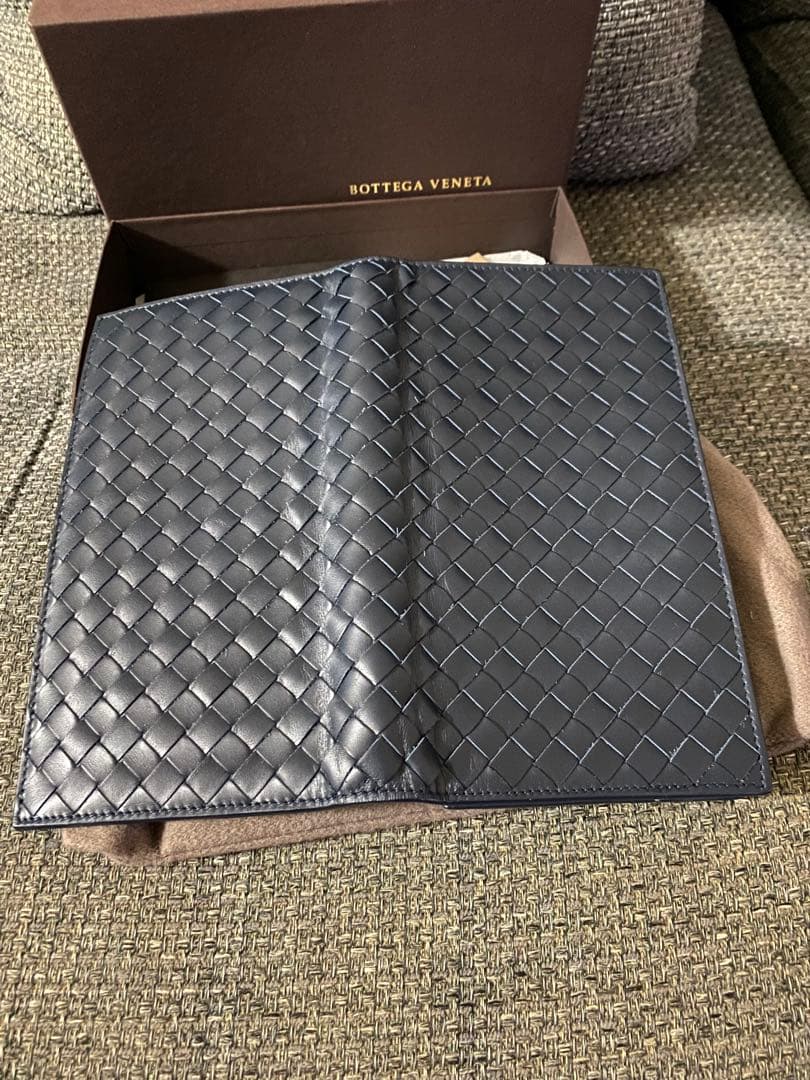 ボッテガヴェネタ付属品全てあります☆新品同様国内正規品☆ボッテガヴェネタ長財布
