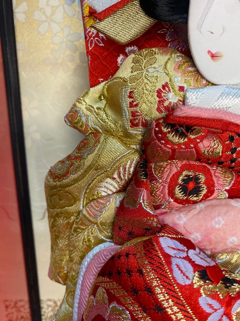 羽子板　立体振袖金蘭ガラスケース１５号・サイズ間口約３２×奥行約２９×高約６３㎝